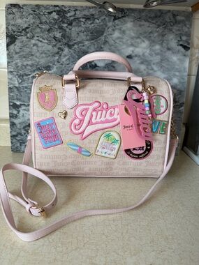 NWT Juicy Couture Juicy Run The World Satchel Sandstone